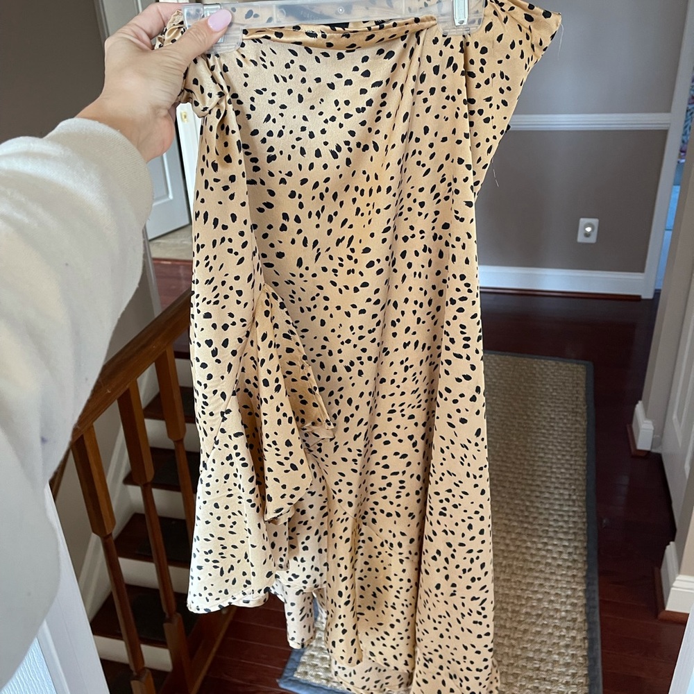 Forever 21 animal print skirt